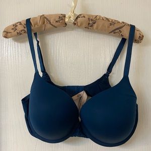 Victoria Secret Bra Size 38D
